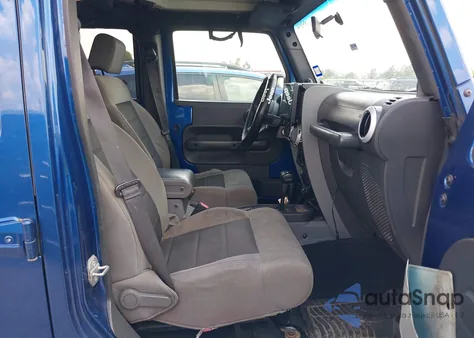 2010 Jeep Wrangler Unlimited Sahara from USA, damaged, VIN 1J4HA5H16AL156418